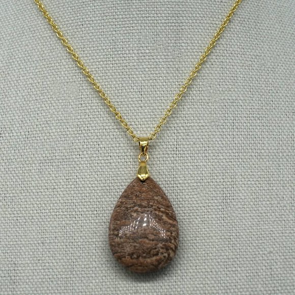 Genuine Jasper with gold link chain. - Picture 4 of 4